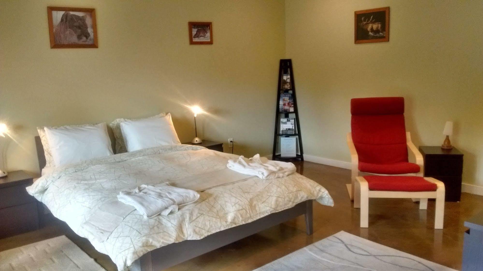 Baergnaescht B&B Осойос Екстериор снимка